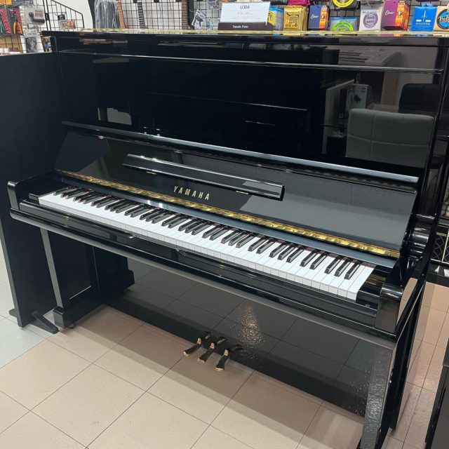 ヤマハ中古アップライトピアノ

U30A入荷✨

● トーンエスケープによる音抜けの良い響き
● 柔らかいヤマハらしい音色
● タッチのバランスが整っている

風の街ショップにて展示販売中♪
https://www.ikeda-kouondo.com/items/2314

ご来店お待ちしています。

#ピアノ #アップライトピアノ #中古ピアノ #ヤマハ #ヤマハピアノ #中古 #販売中 #ピアノのある暮らし #ピアノレッスン #ピアノ教室 #楽器店 #風の街ショップ #滋賀 #長浜 #米原 #彦根 #イケダ光音堂